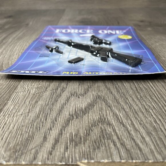 ERTL Force One Die-Cast Metal M16 Automatic Rifle Weapon Set #4970 1989 a - Picture 3 of 11